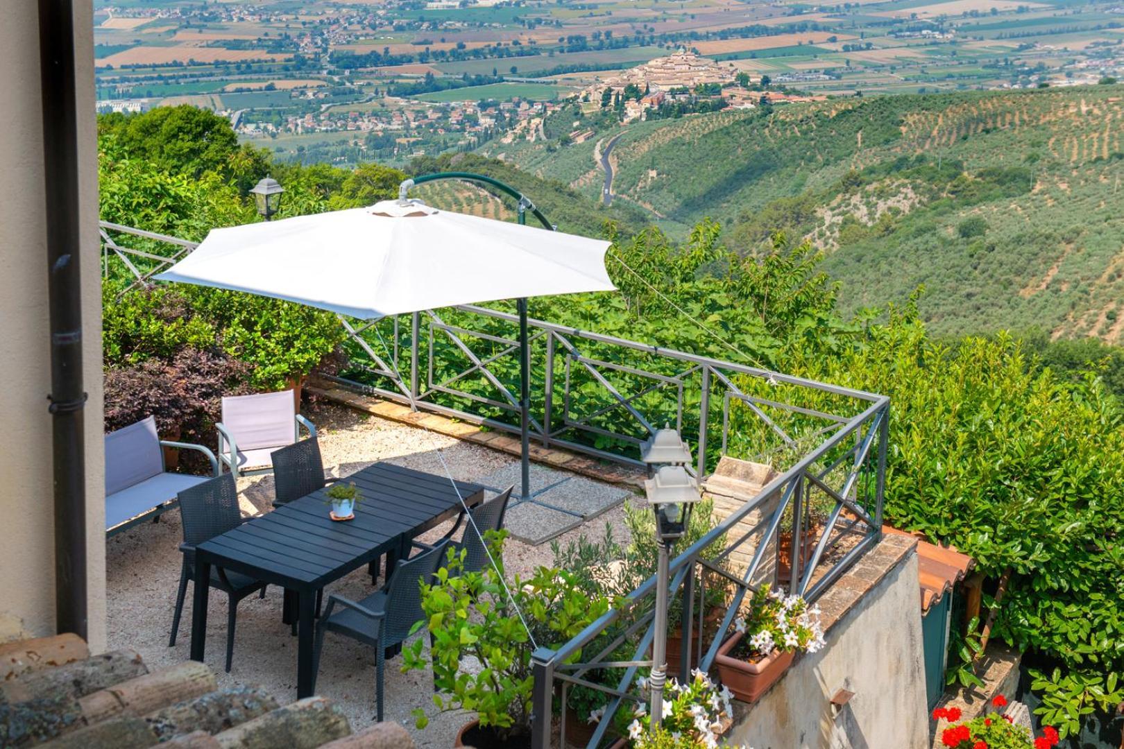 Le Tradizioni Casa Vacanze Trevi Zewnętrze zdjęcie